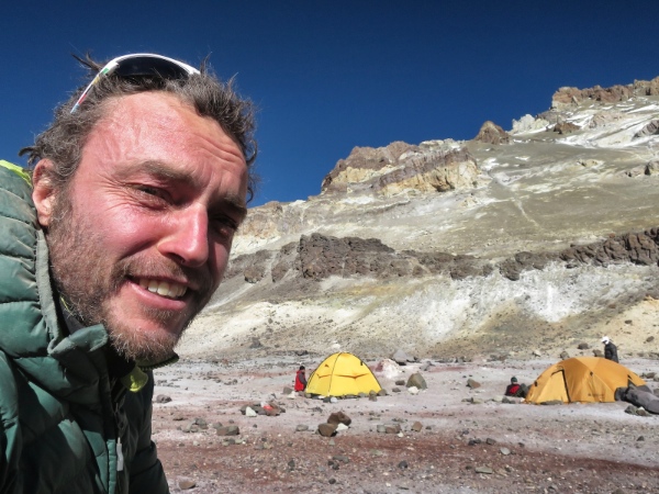 600px-nico-valsesia-2015-aconcagua7000-foto-ferrino